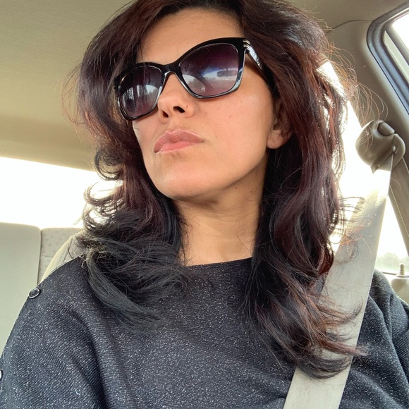 Meet your Posher, Marisabel - Picture 3 of 3